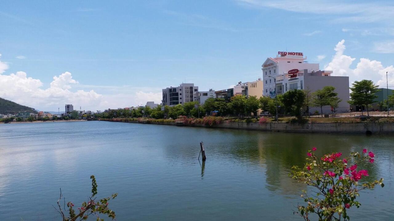 Red Hotel Quy Nhon Dış mekan fotoğraf